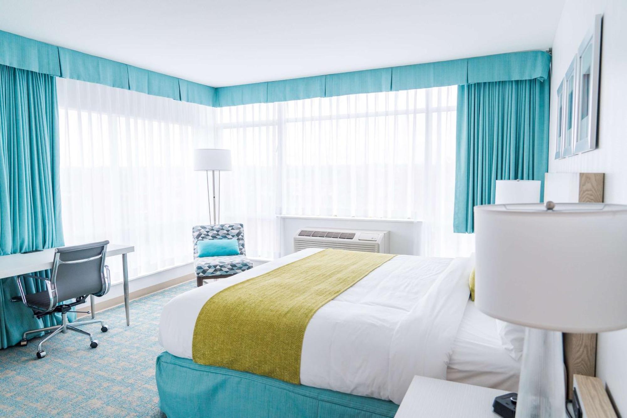 Coast Hotel & Convention Centre Langley Bagian luar foto