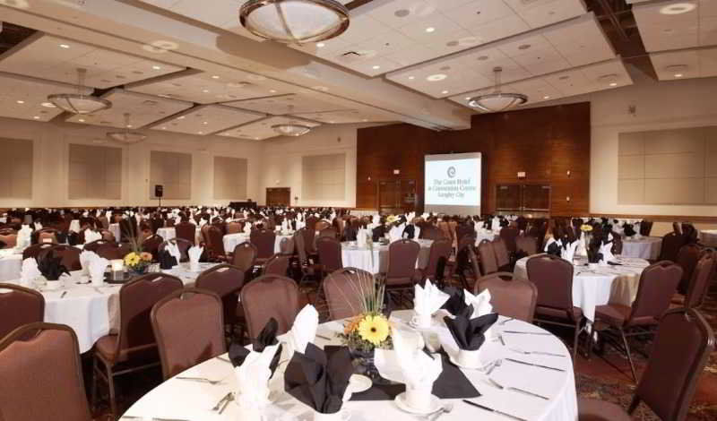 Coast Hotel & Convention Centre Langley Bagian luar foto