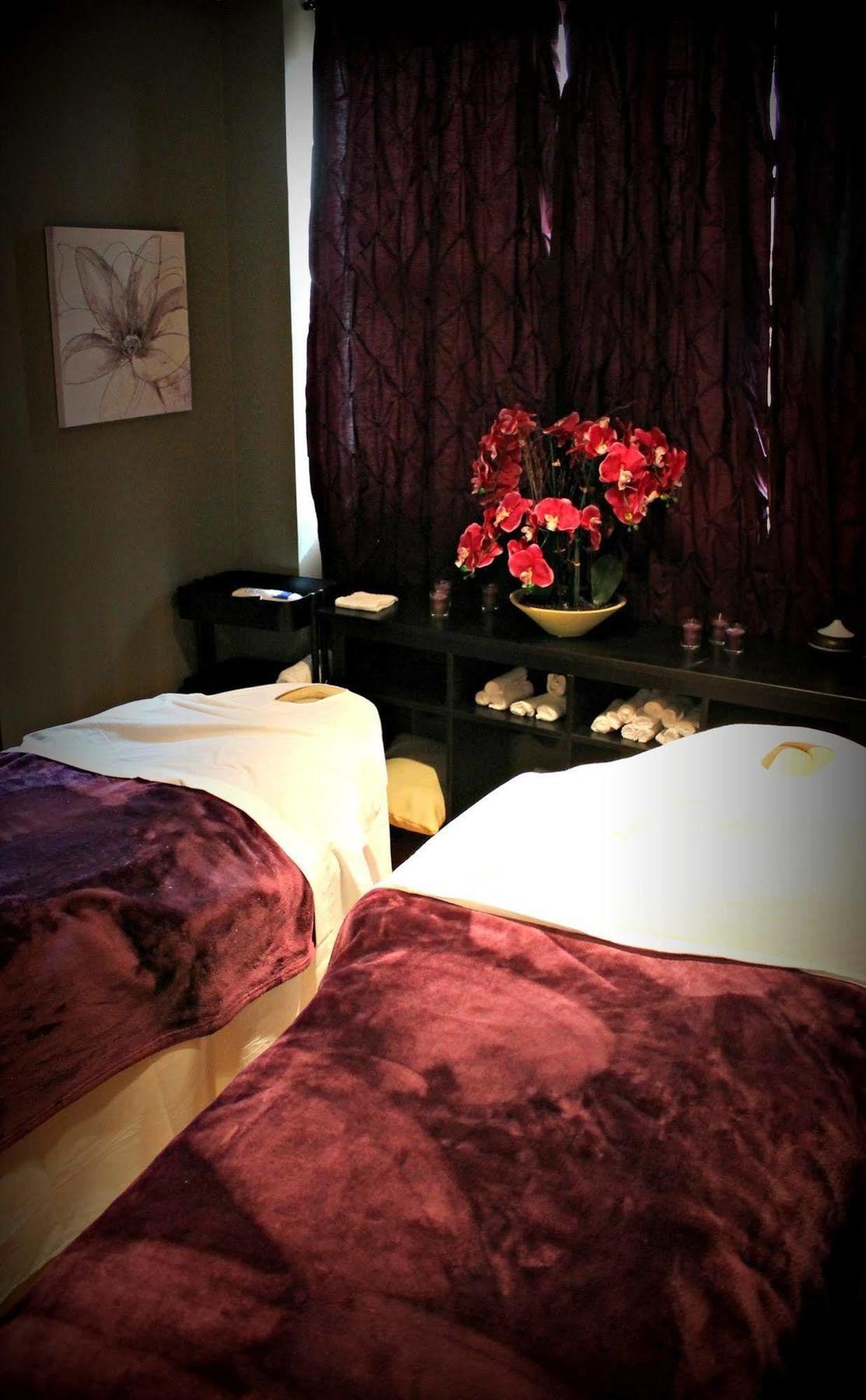 Coast Hotel & Convention Centre Langley Bagian luar foto
